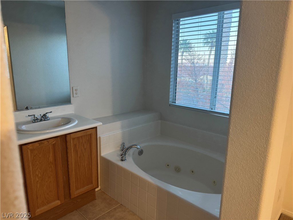 7956 Mohican Canyon Street Las Vegas NV 89113