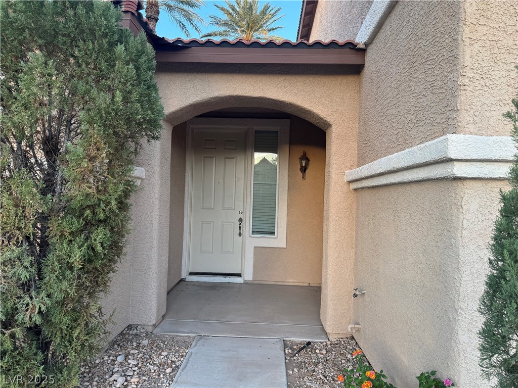 7956 Mohican Canyon Street Las Vegas NV 89113