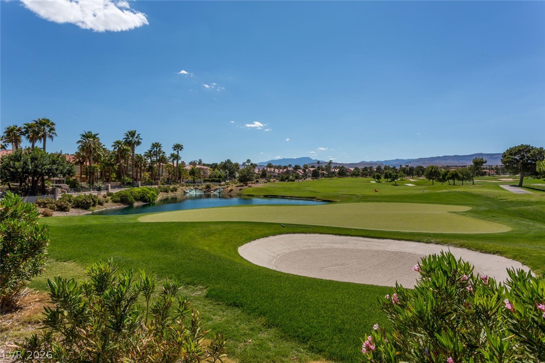 8131 Castle Pines Avenue Las Vegas NV 89113