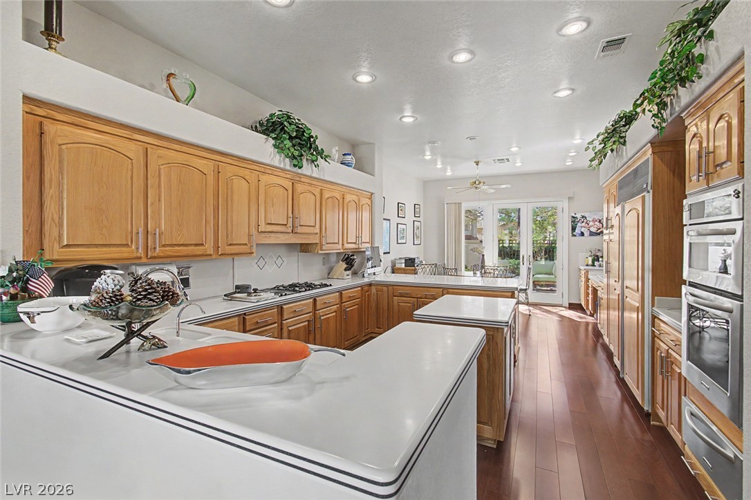 8131 Castle Pines Avenue Las Vegas NV 89113