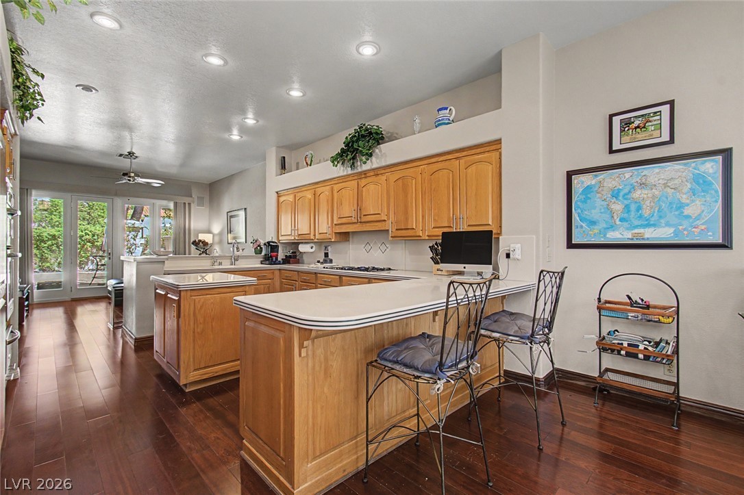 8131 Castle Pines Avenue Las Vegas NV 89113