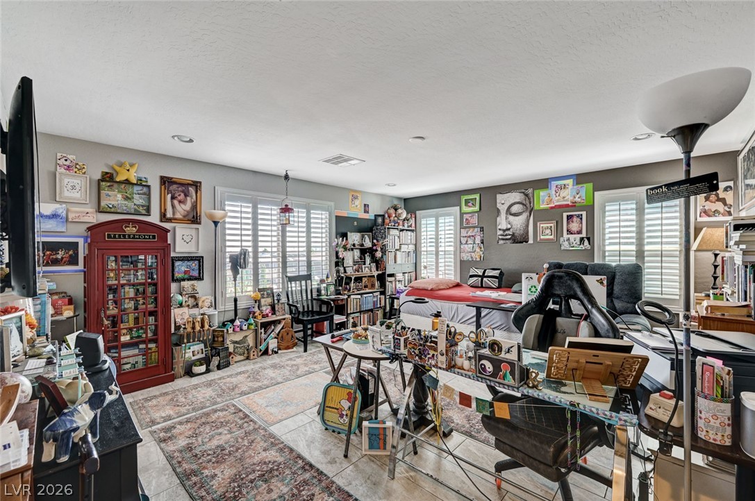 124 Nola Stream Court Las Vegas NV 89183