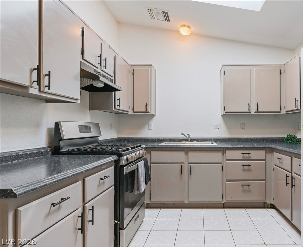 1918 King Hill Street Las Vegas NV 89106