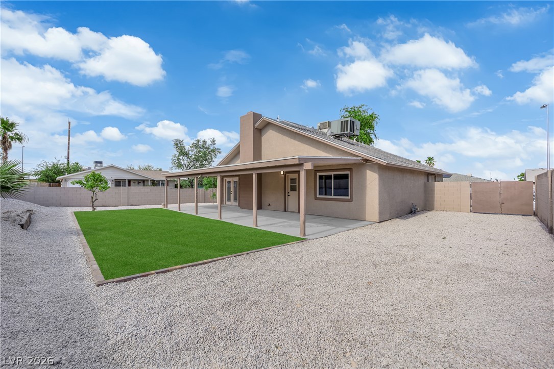 100 Sedran Place Las Vegas NV 89145