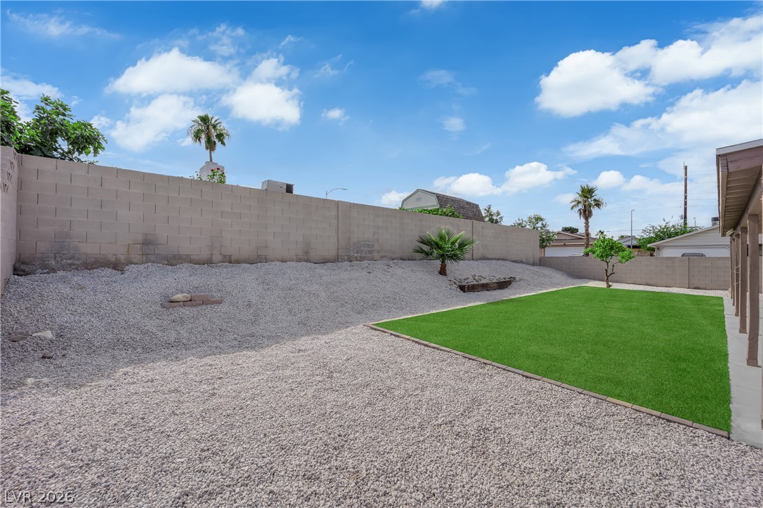 100 Sedran Place Las Vegas NV 89145