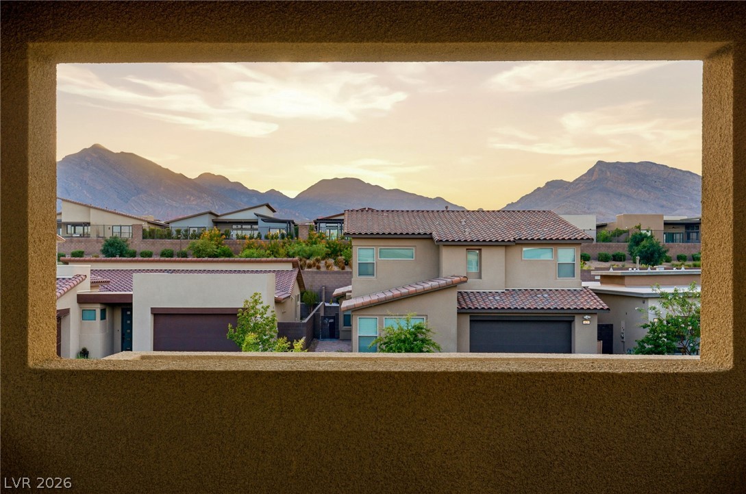 424 Crown Mesa Avenue Las Vegas NV 89138