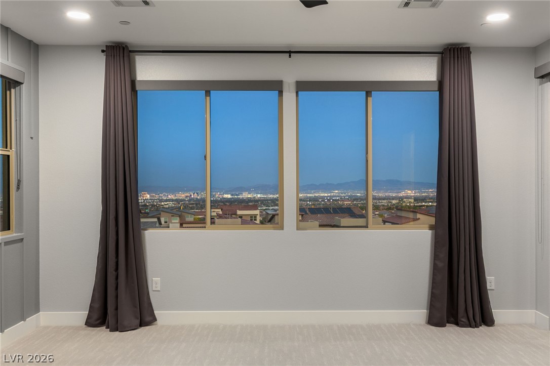 424 Crown Mesa Avenue Las Vegas NV 89138