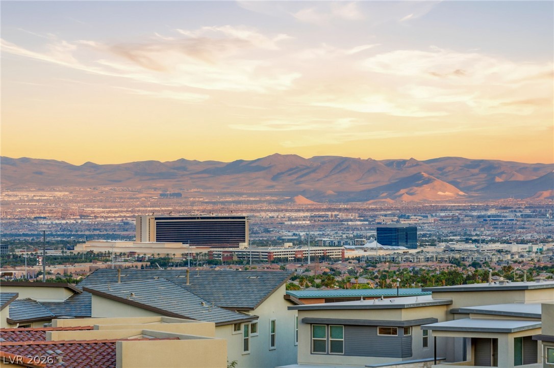 424 Crown Mesa Avenue Las Vegas NV 89138