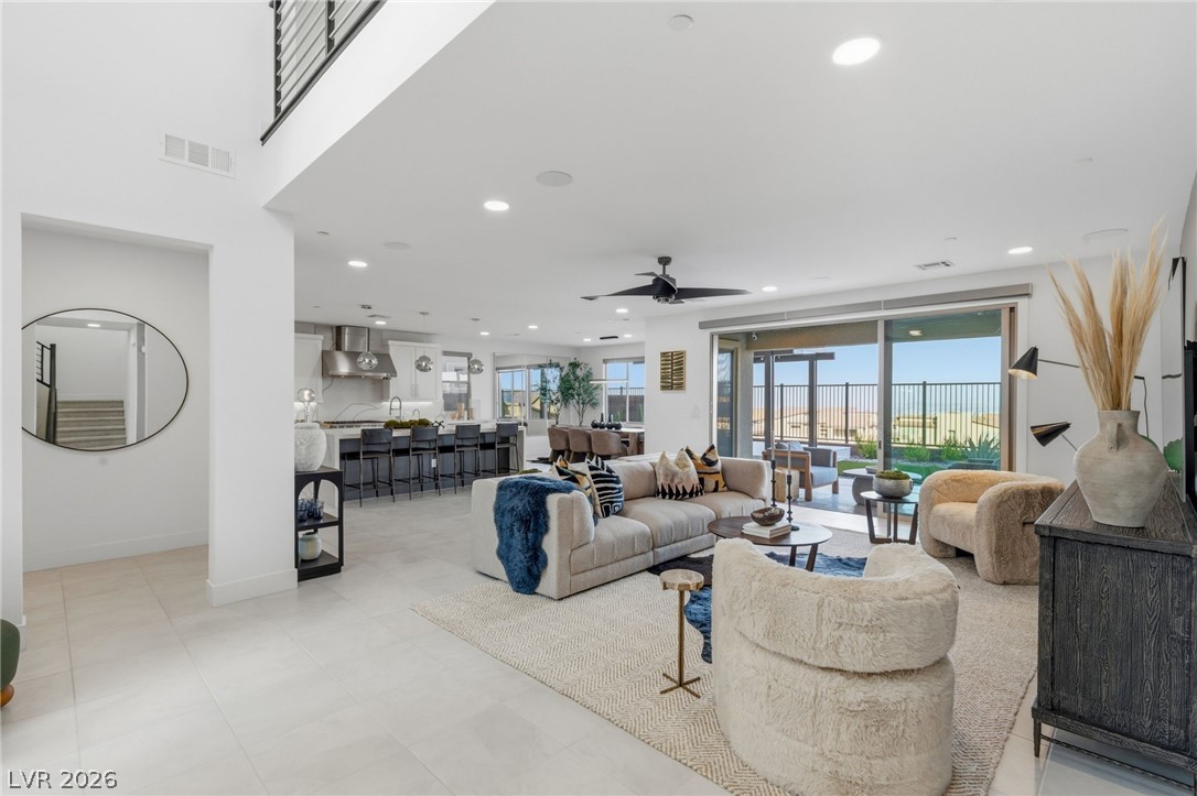 424 Crown Mesa Avenue Las Vegas NV 89138