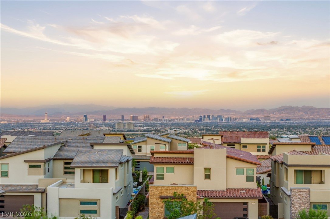 424 Crown Mesa Avenue Las Vegas NV 89138