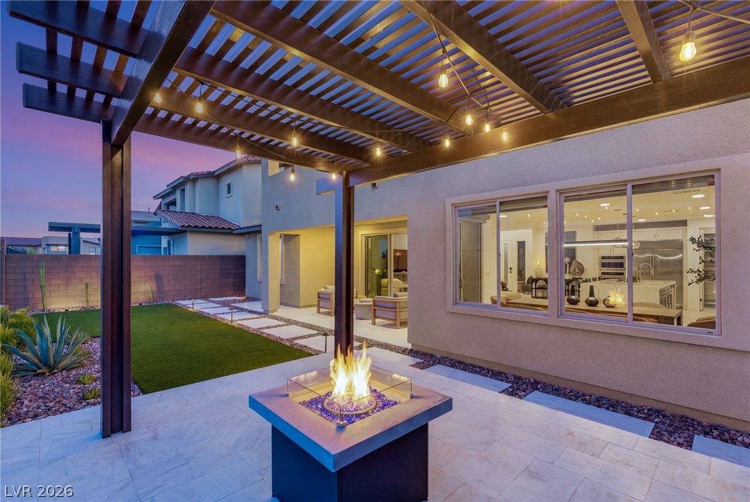 424 Crown Mesa Avenue Las Vegas NV 89138