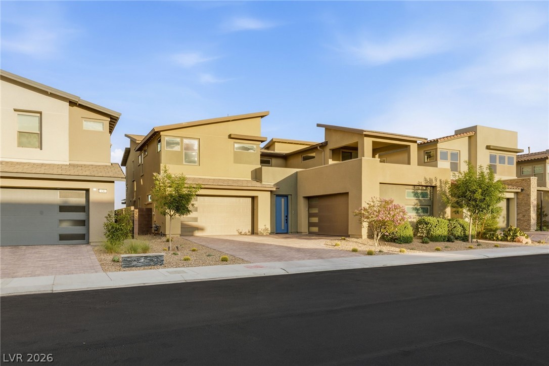 424 Crown Mesa Avenue Las Vegas NV 89138