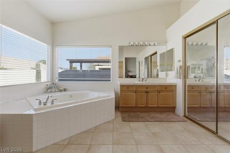 7430 Bisonwood Avenue Las Vegas NV 89131