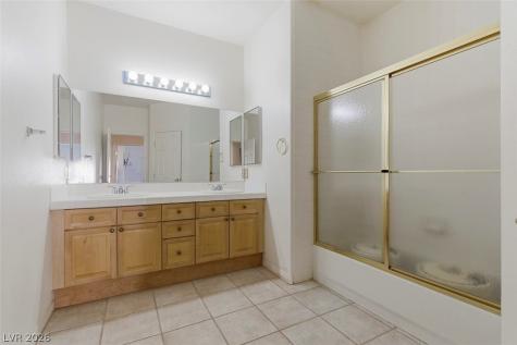 7430 Bisonwood Avenue Las Vegas NV 89131