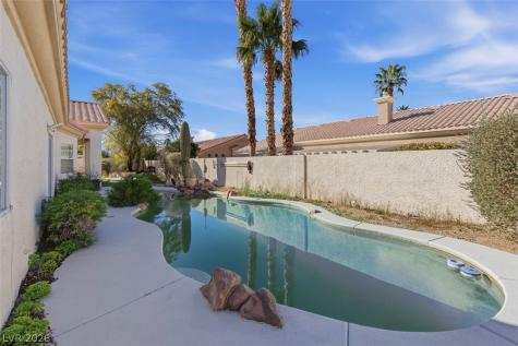 7430 Bisonwood Avenue Las Vegas NV 89131