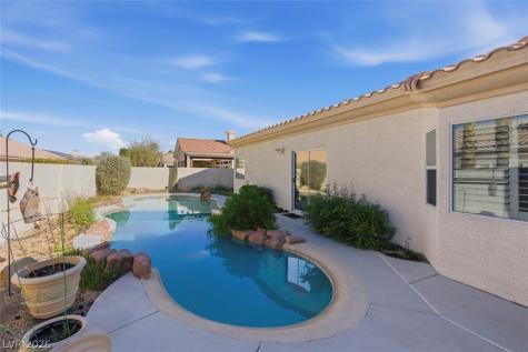 7430 Bisonwood Avenue Las Vegas NV 89131