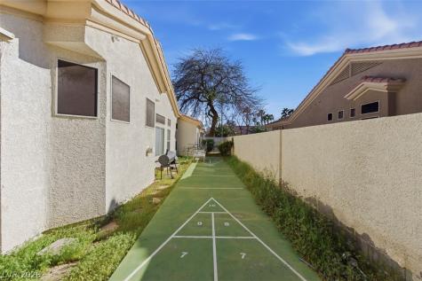 7430 Bisonwood Avenue Las Vegas NV 89131