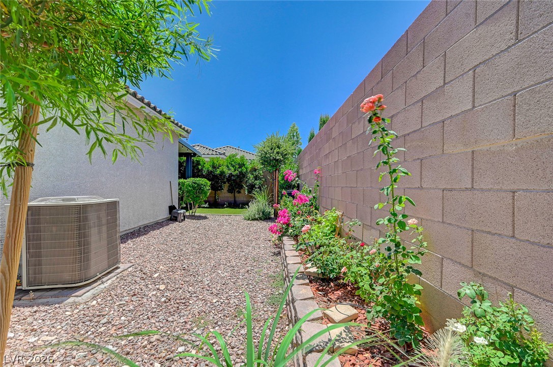 9443 Cumberland Ranch Avenue Las Vegas NV 89178