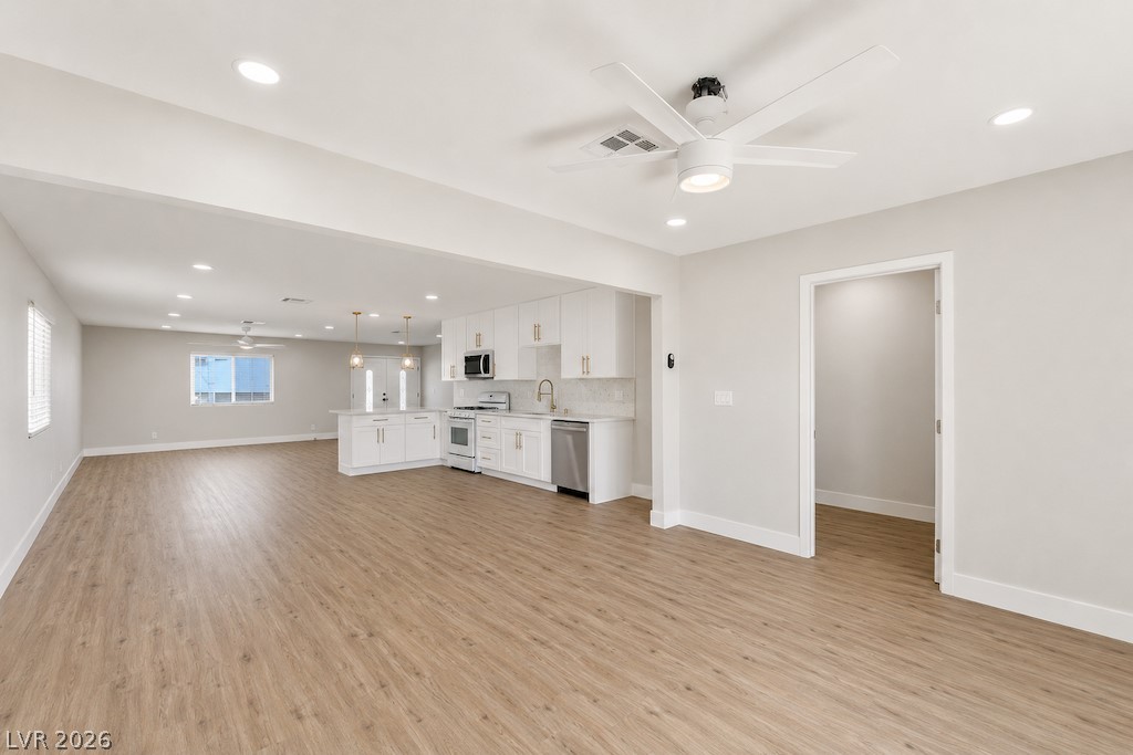 3182 Palmdale Street Las Vegas NV 89121