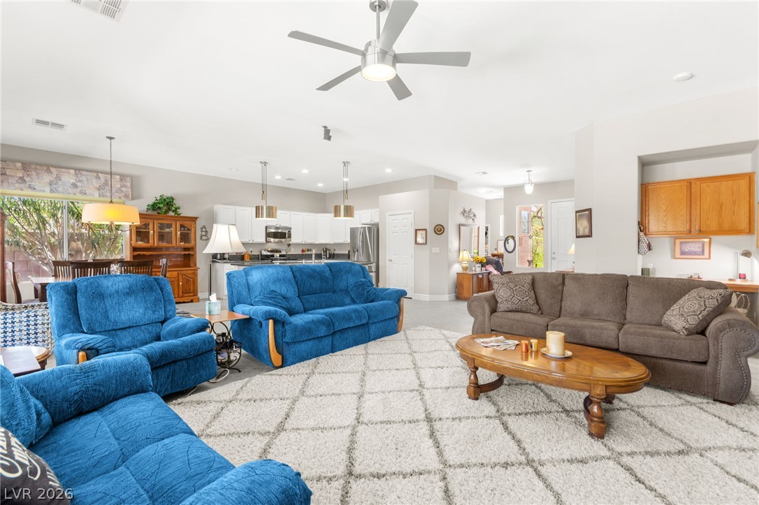 5432 Springer Spaniel Avenue Las Vegas NV 89131