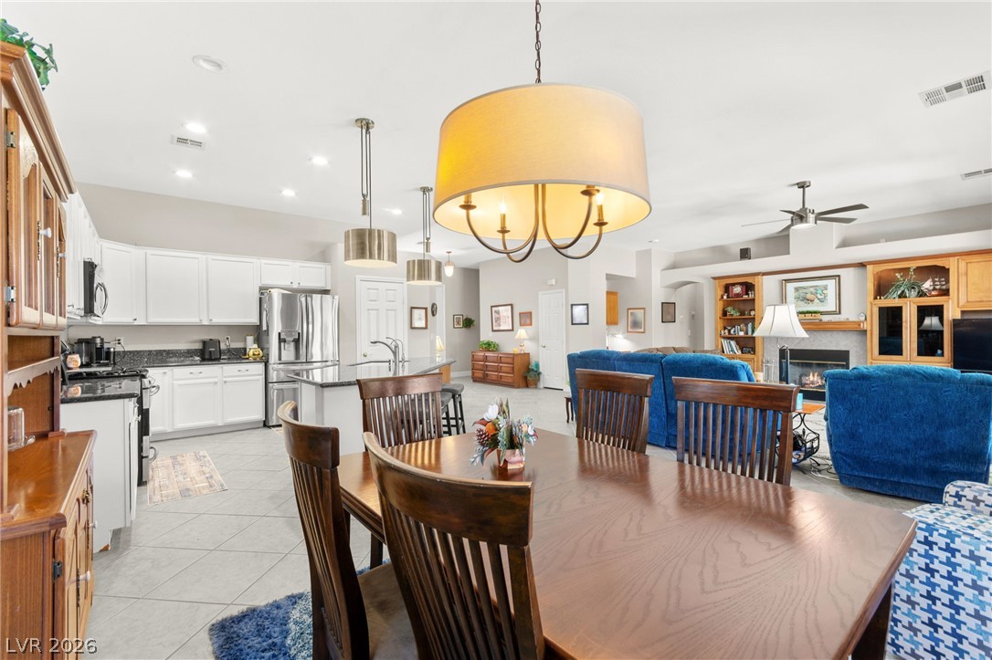 5432 Springer Spaniel Avenue Las Vegas NV 89131
