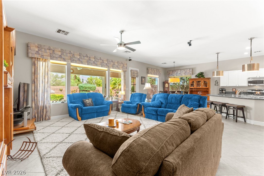 5432 Springer Spaniel Avenue Las Vegas NV 89131