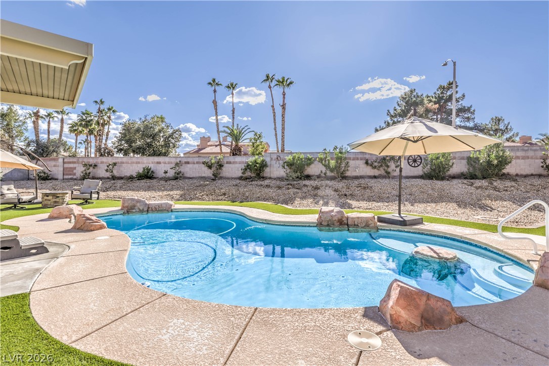 2101 Sun Swept Way Henderson NV 89074