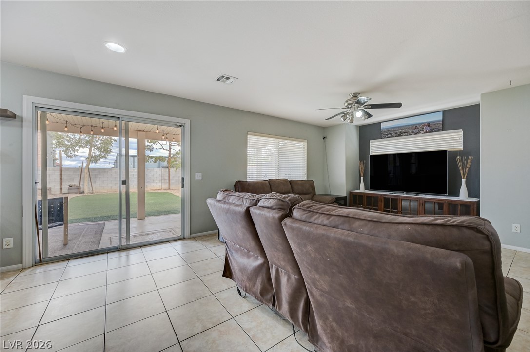 1818 Quartz Landing Avenue Las Vegas NV 89183
