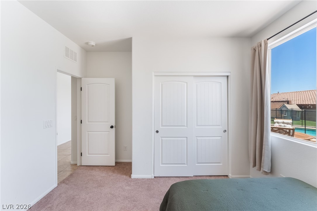 7042 Chestnut Valley Street Las Vegas NV 89166
