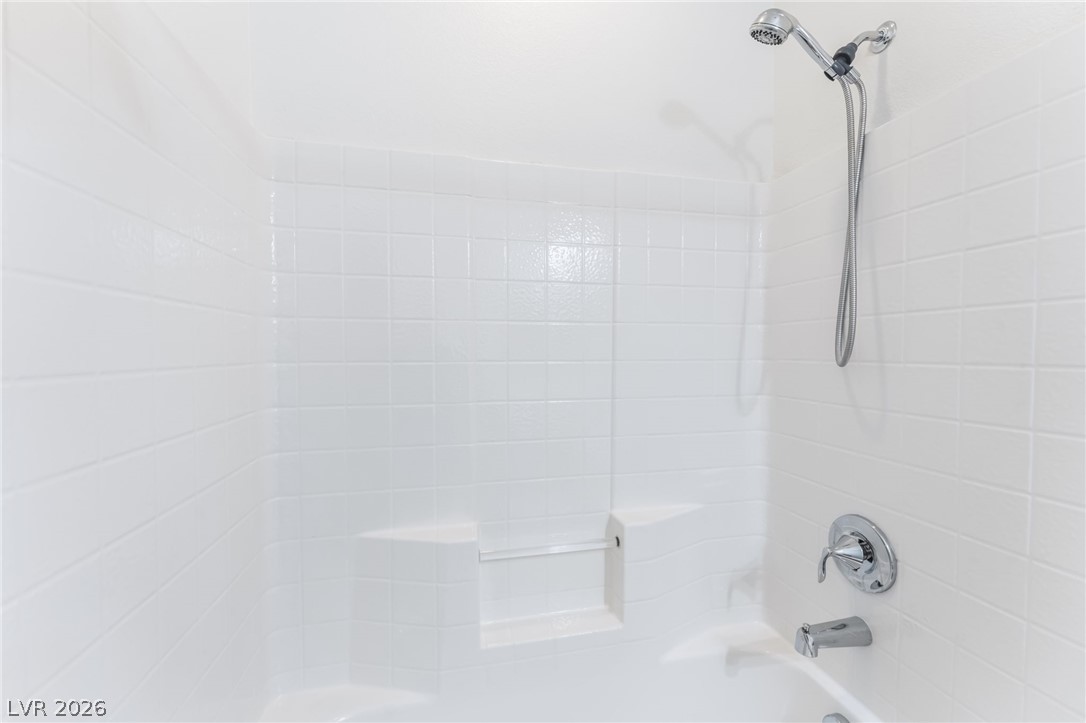 7042 Chestnut Valley Street Las Vegas NV 89166