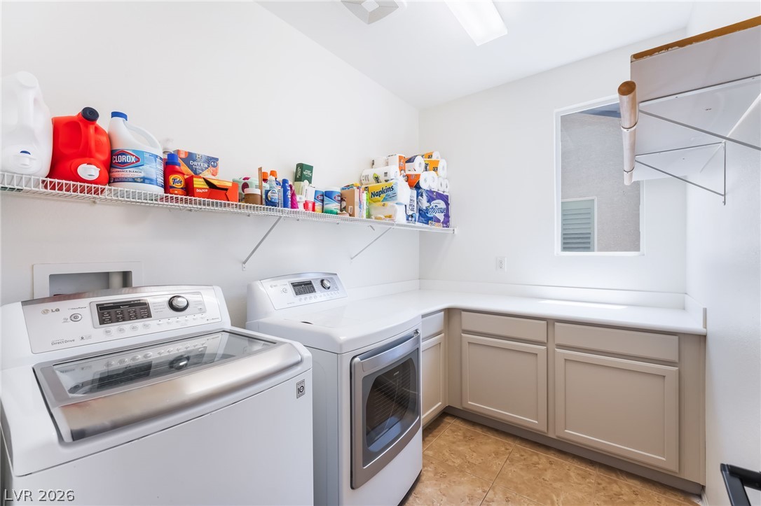 7042 Chestnut Valley Street Las Vegas NV 89166