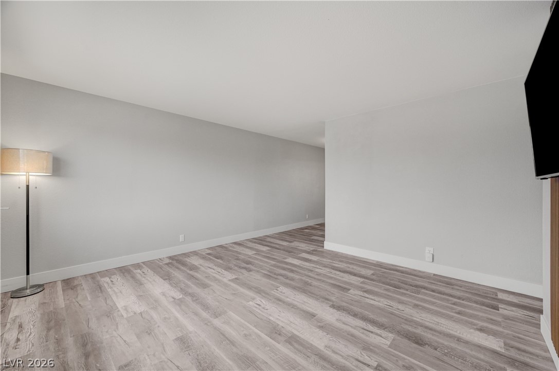 6344 Evergreen Avenue Las Vegas NV 89107