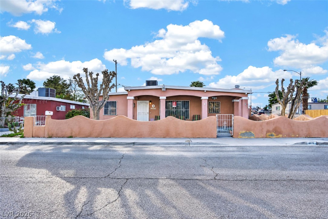 1323 Maui Street Las Vegas NV 89104