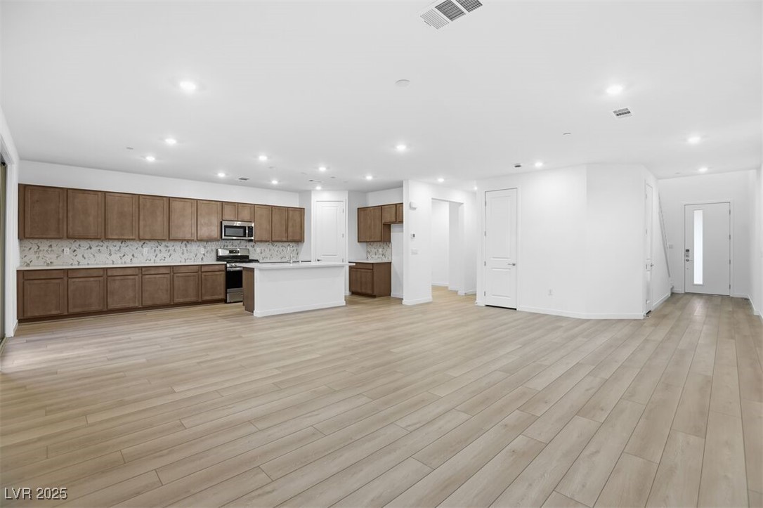 94 Tardando Avenue Henderson NV 89015