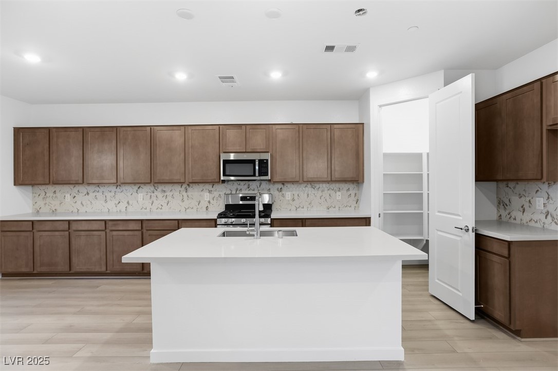 94 Tardando Avenue Henderson NV 89015
