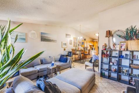 6533 Pinon Pine Way Las Vegas NV 89108