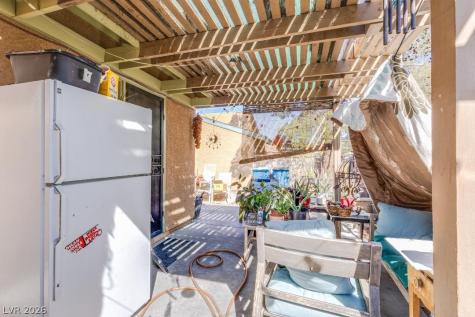 6533 Pinon Pine Way Las Vegas NV 89108