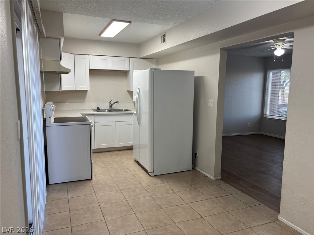 305 East Van Wagenen Street Henderson NV 89015