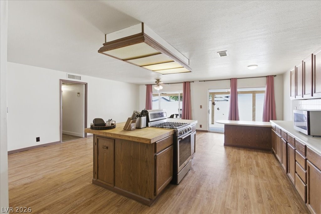 4075 Pepe Circle Las Vegas NV 89121