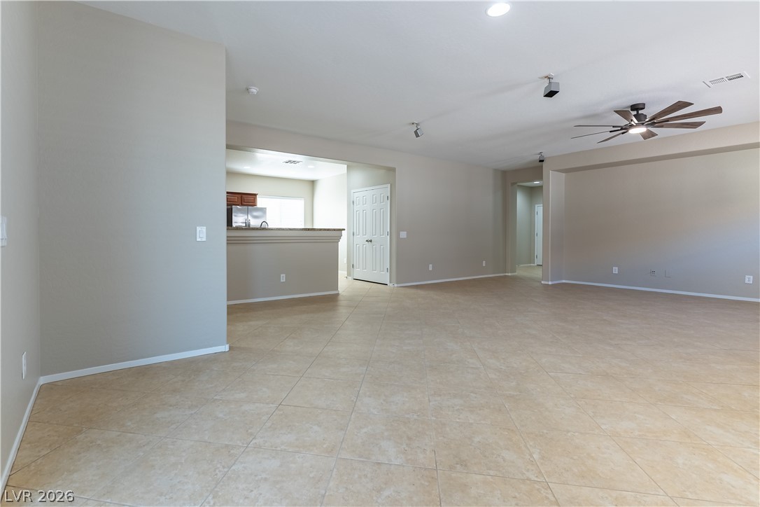 6812 Royal Poinciana Court Las Vegas NV 89131