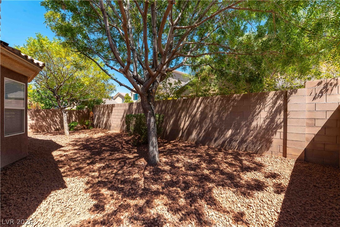 6812 Royal Poinciana Court Las Vegas NV 89131