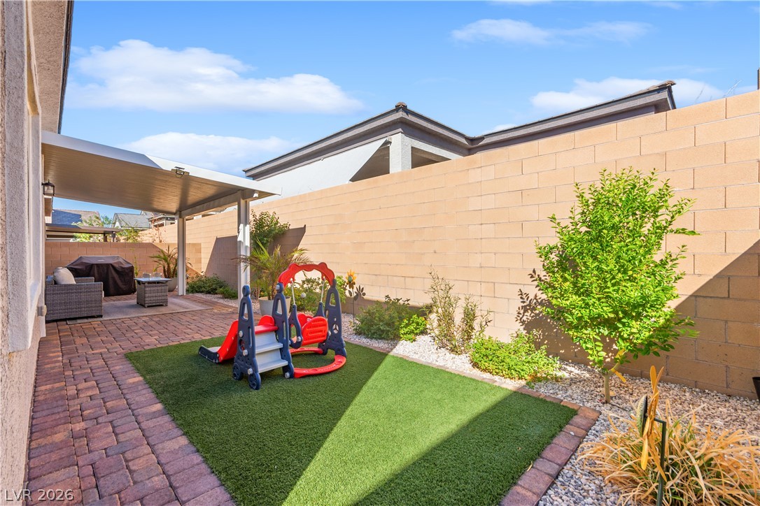 848 Purser Street Henderson NV 89011