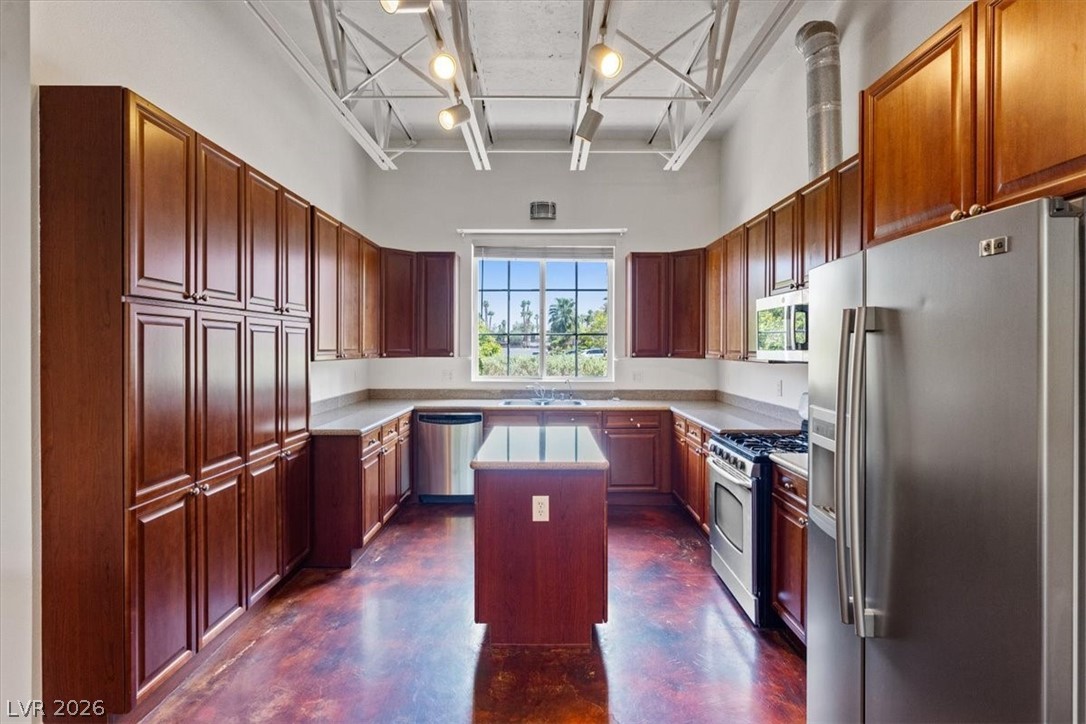5603 Deer Creek Falls Court Las Vegas NV 89118