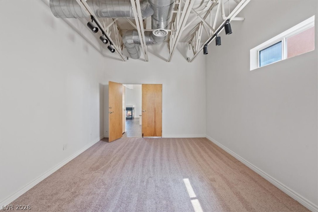 5603 Deer Creek Falls Court Las Vegas NV 89118