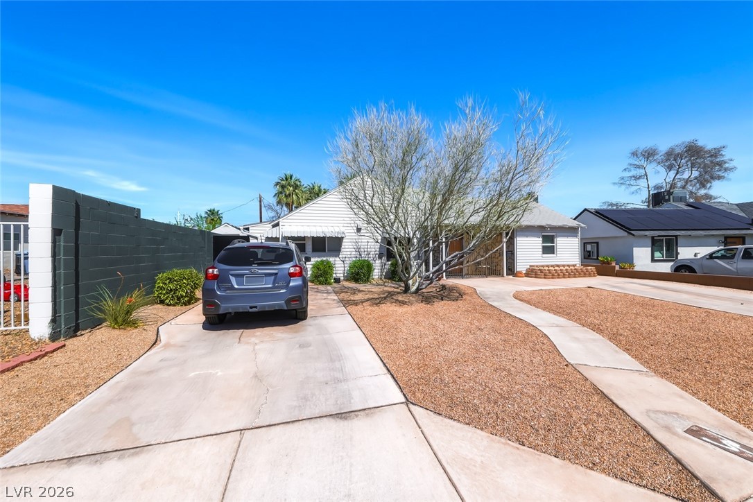 1411 Francis Avenue Las Vegas NV 89104