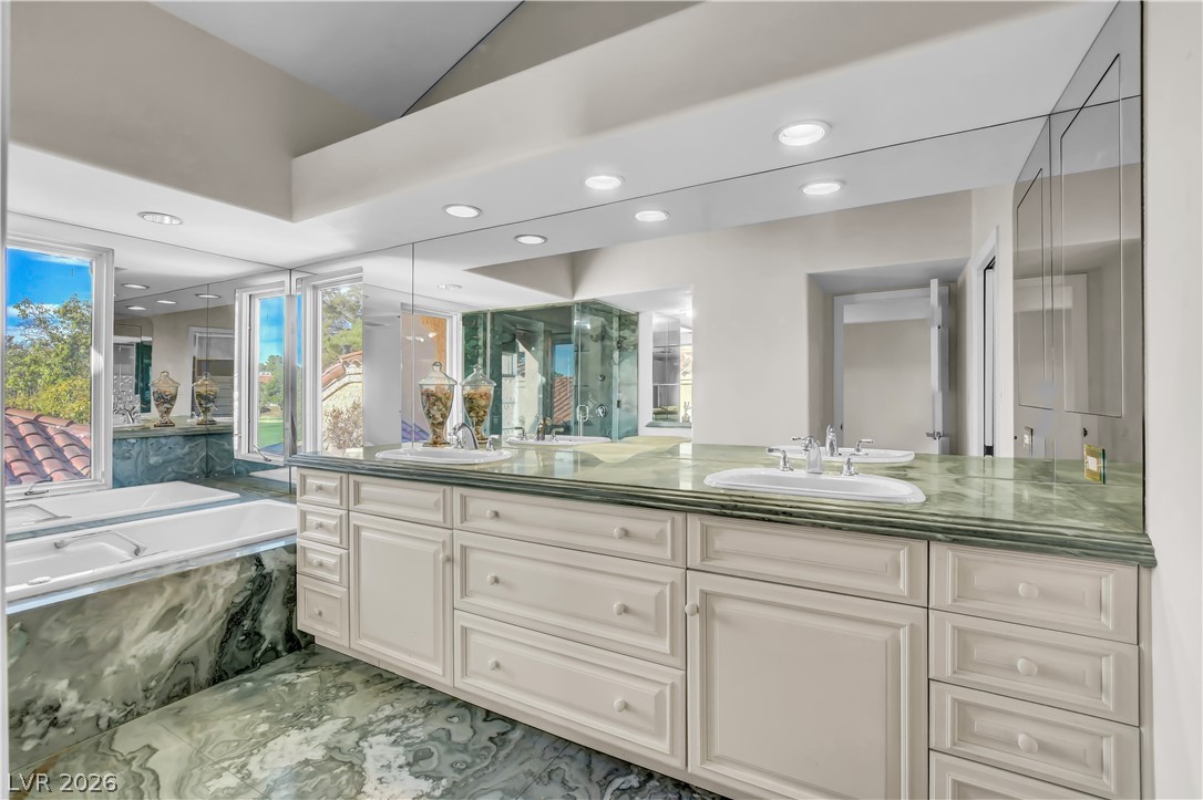 7655 Spanish Bay Drive Las Vegas NV 89113