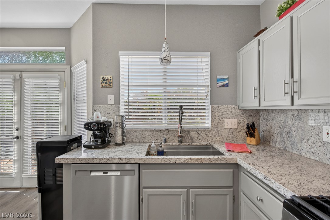 6673 Coral Falls Circle Las Vegas NV 89108