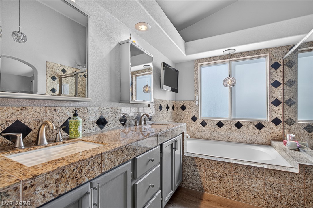 6673 Coral Falls Circle Las Vegas NV 89108