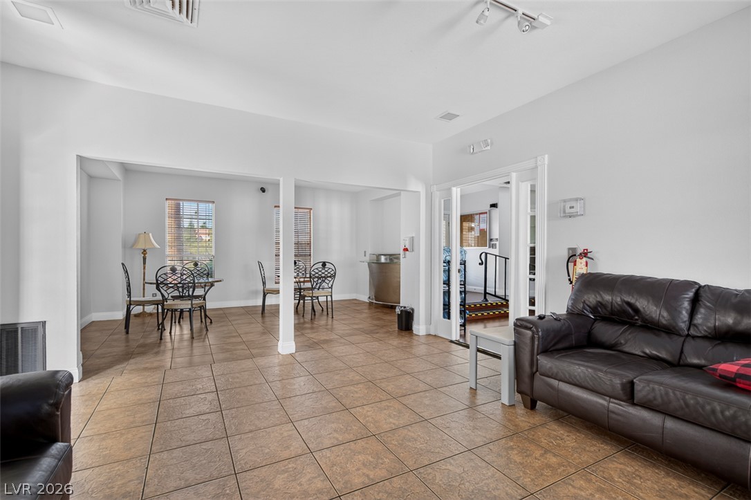 6673 Coral Falls Circle Las Vegas NV 89108