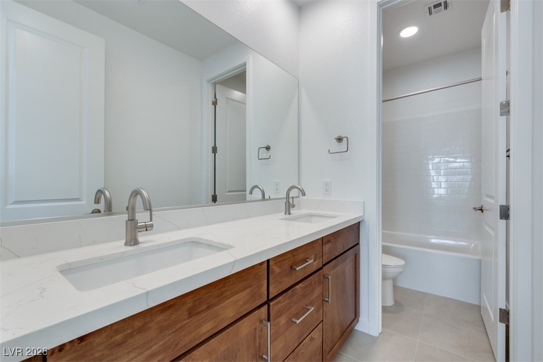 9228 Simon Street Las Vegas NV 89166